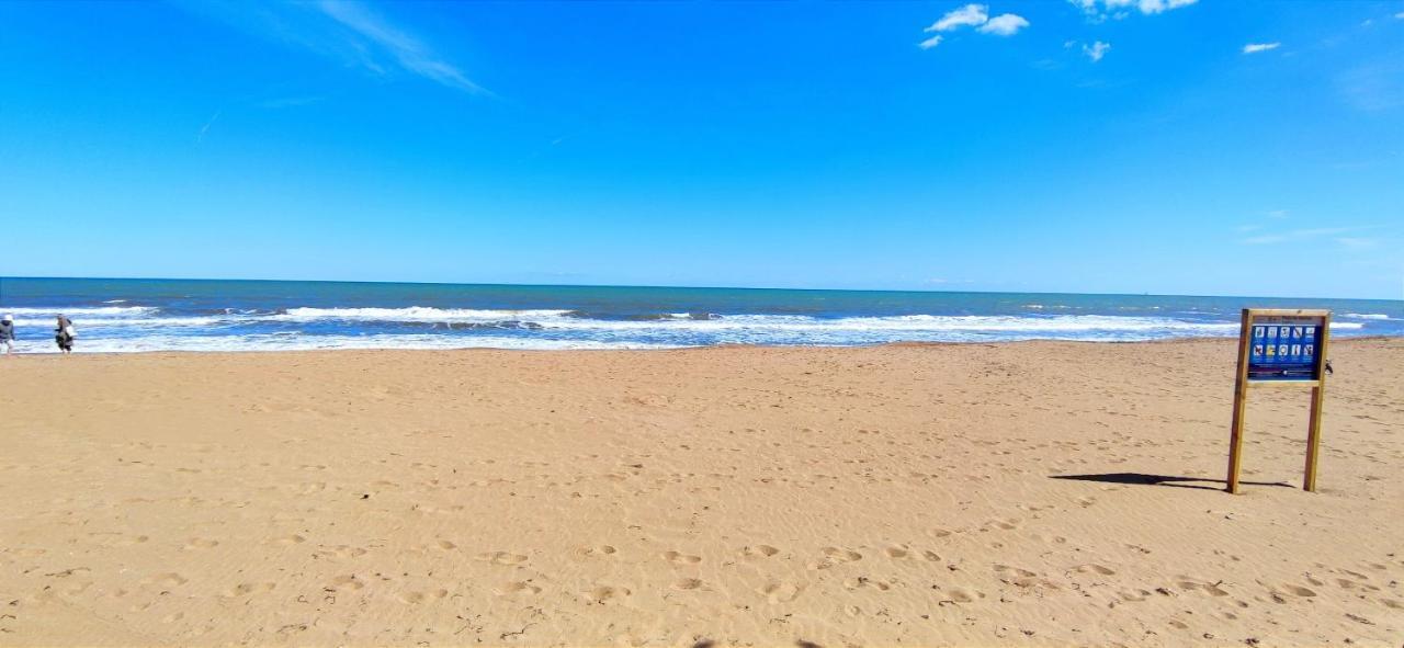 Bungalow Del Mar Дения Екстериор снимка